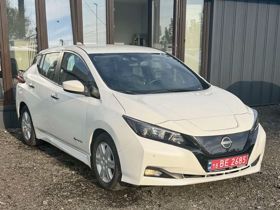 Nissan leaf 40 гарний стан