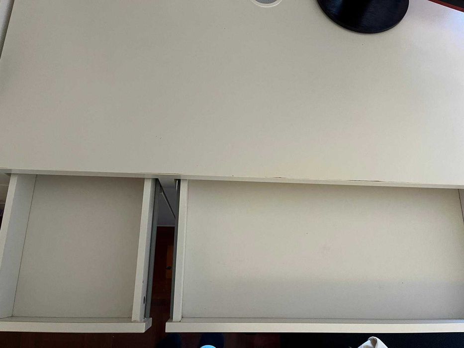 Secretária branca - gama MICKE - IKEA