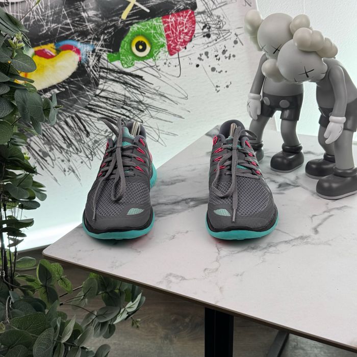 Кросівки Nike Free Rn 39 розміи E705