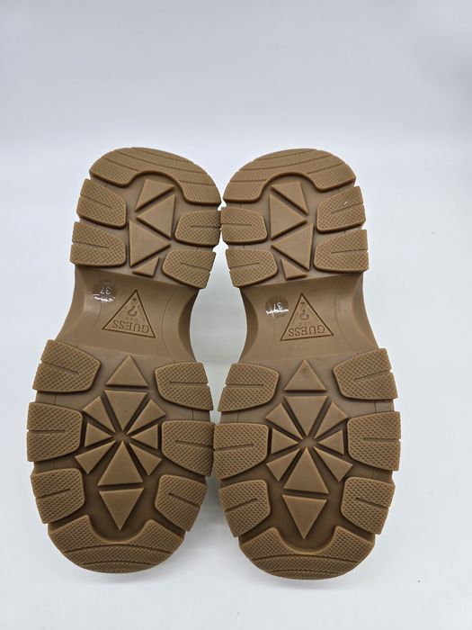 Tenis GUESS Original Bisun novos 37