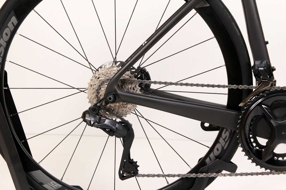 Rower szosowy CERVELO Caledonia-5 Disc Carbon Shimano Ultegra Di2 2x12, roz. 56 Super Cena Raty 0%