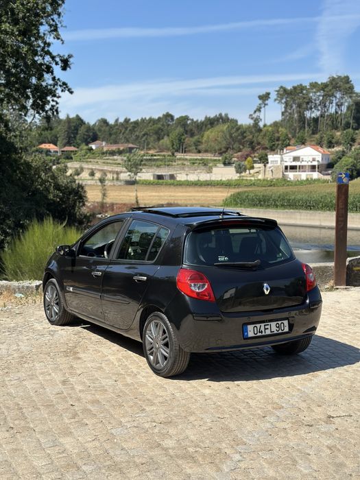Renault Clio 1.5 dCi - Initiale Paris
