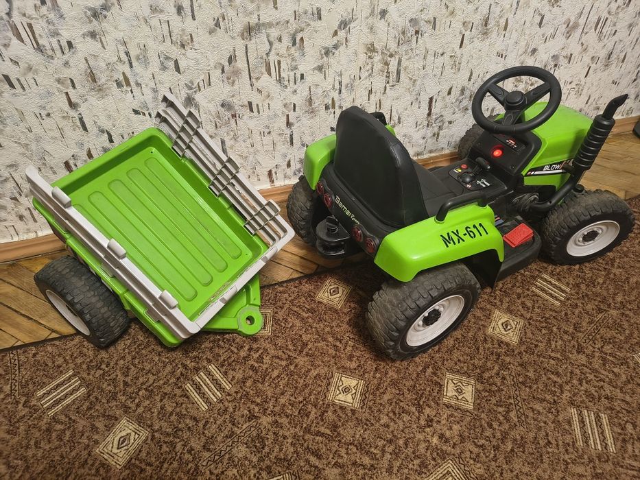 Дитячий електротрактор Bambi Racer MX-6111