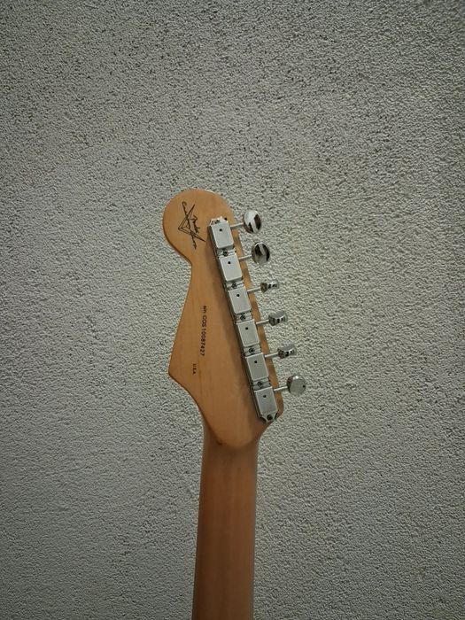 Gitara elektryczna -chińska kopia fendera stratocastera.