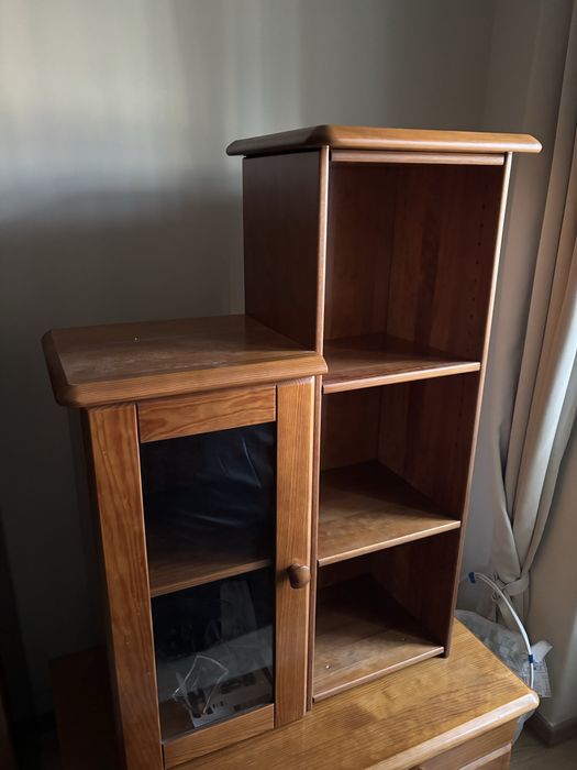 Móveis e espelho pinho mel da CERNE