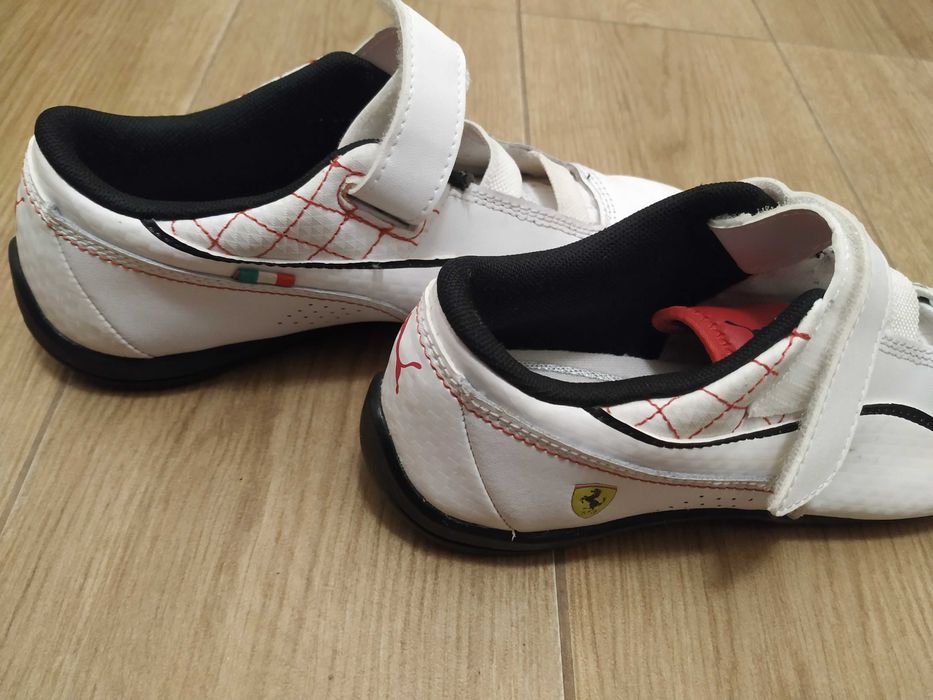 Puma Ferrari drift cat 6 rozmiar 35, białe buty sportowe