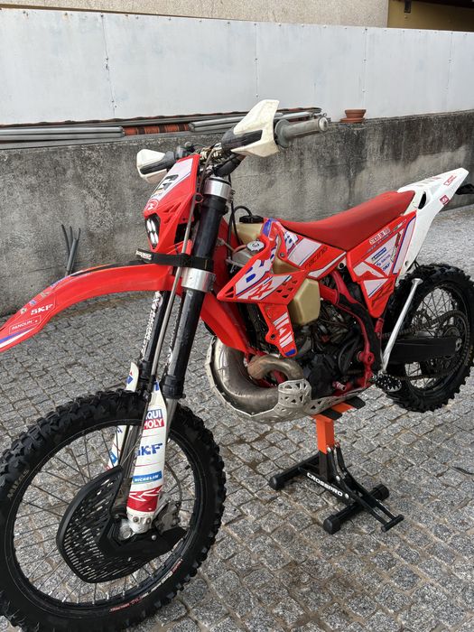 Vendo beta 300 matriculada