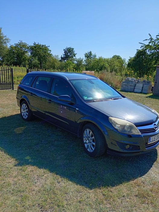 Opel Astra 1.7 110 km uszkodzony / na części