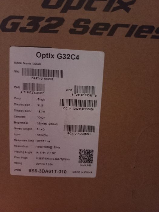 Монитор фирмы  msi. Optix G32 Series