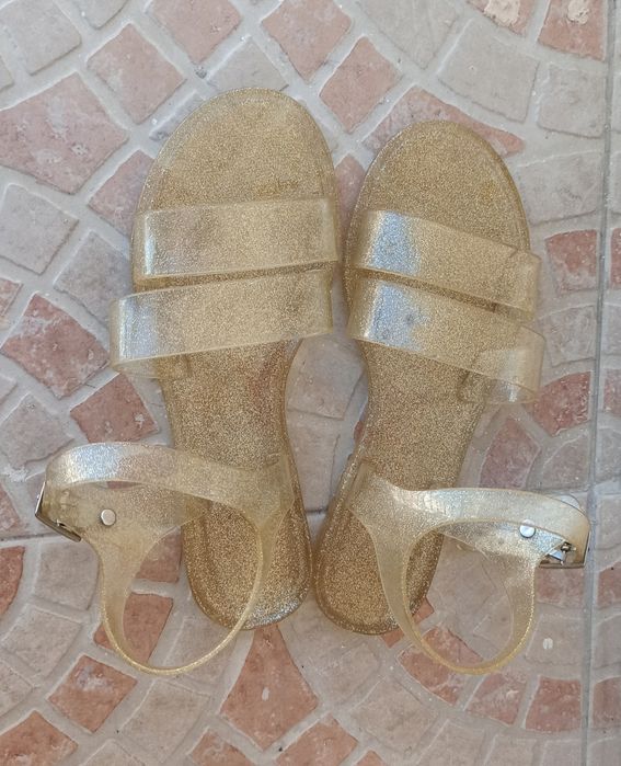 Sandálias Douradas