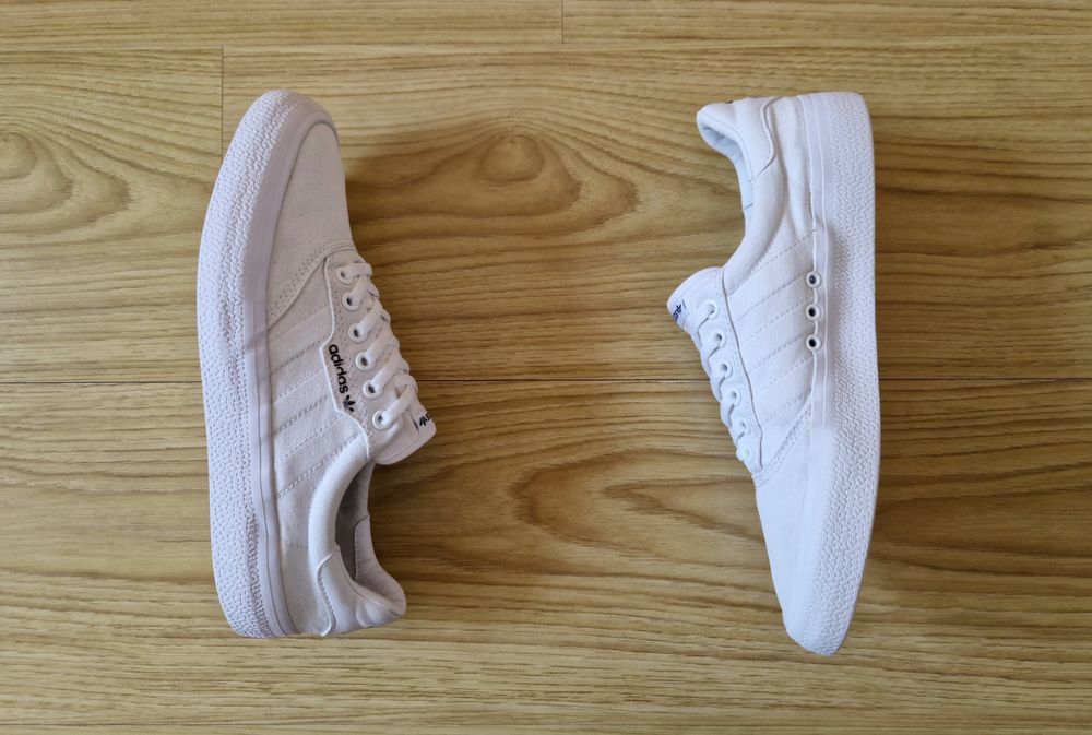 Кросівки ADIDAS 42 розмір (стелька 26.5см) Original