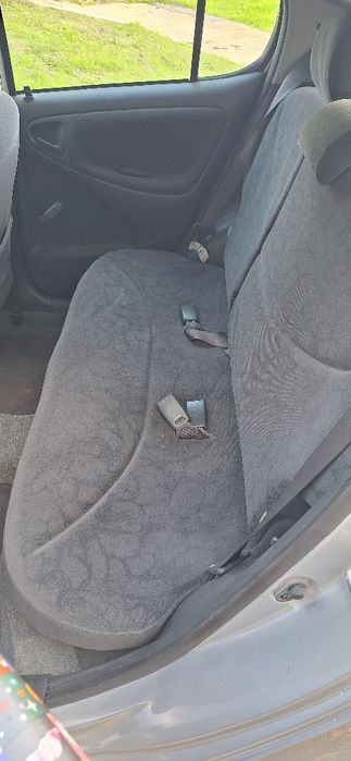 Toyota Yaris - Ar condicionado - 188mil