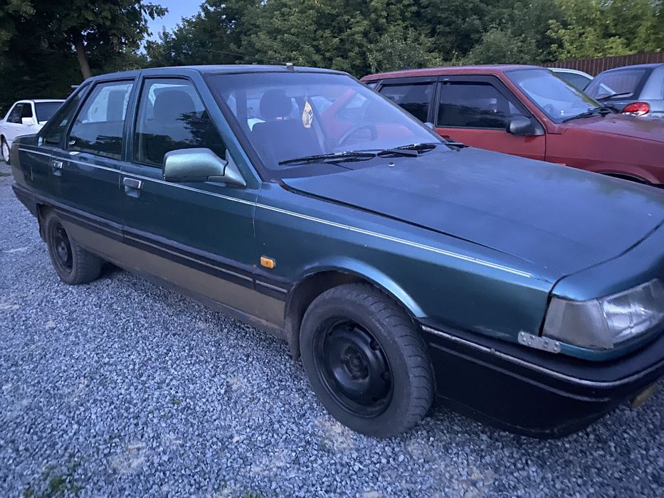 Продам автомобіль Renault 21