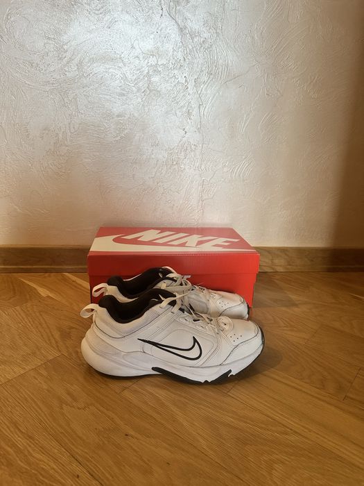 Кросівки Nike Defyallday white