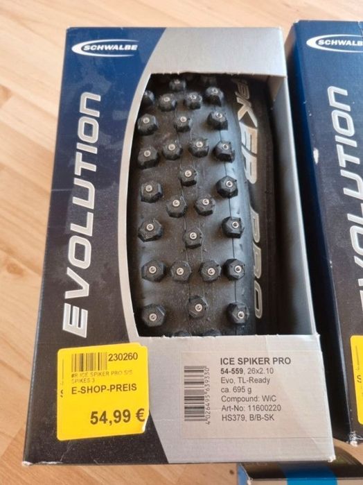 Зимние велосипедные покрышки Schwalbe Ice Spiker Pro Evolution 26х2.1