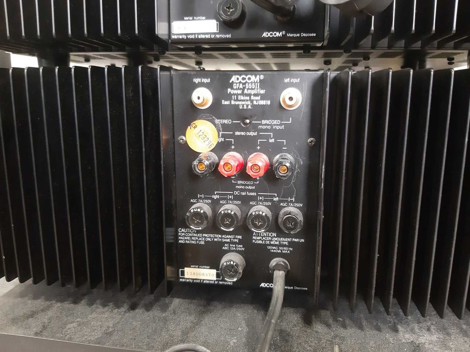 Усилитель ADCOM GFA 555II