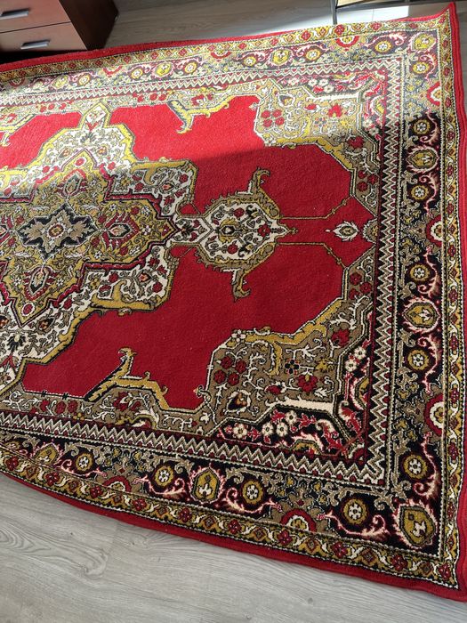 Килим з ворсом   Розмір 2 на 3