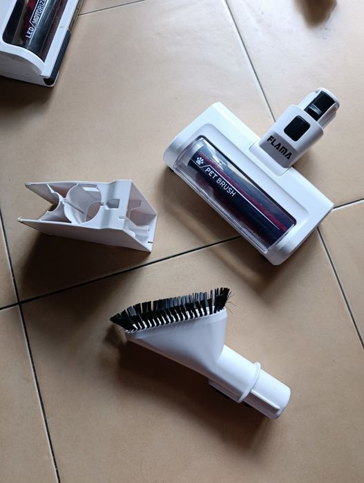 Aspirador vertical Flama