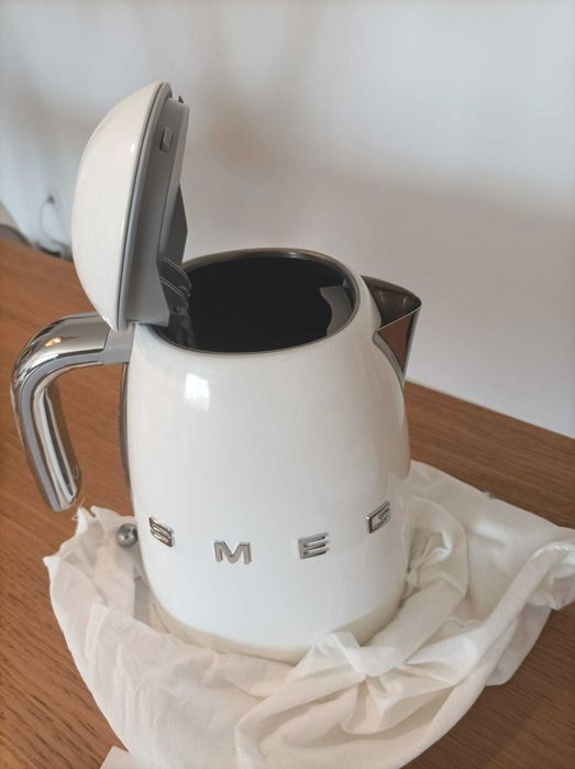 Chaleira Smeg KLF03WHEU Branco Aço inoxidável 2400 W 1,7 L - NOVO