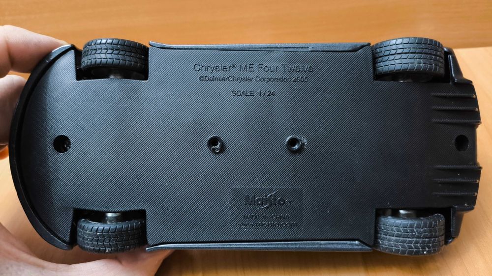 Колекційна модель Chrysler ME Four Twelve 1.24 Maisto