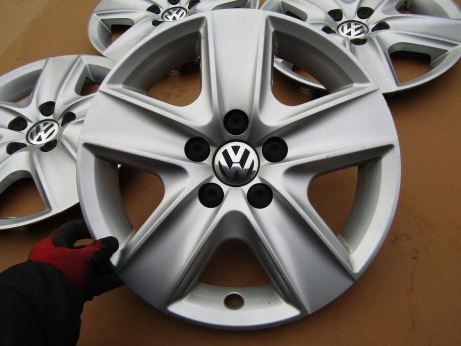 1x kołpak 16 strukturalny vw golf v vi vii passat caddy touran 5x112 ładny