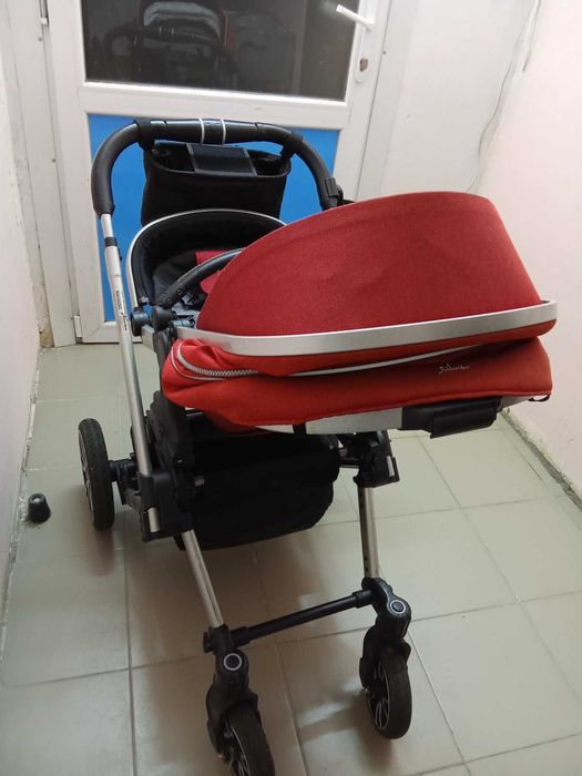 Універсальна коляска Hartan