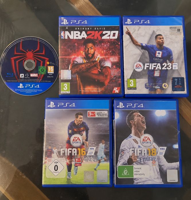 PS4 Pro + Comando + Spider-Man Miles Morales + 4 Jogos