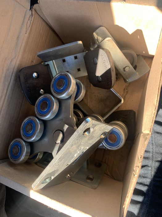 Відкатні ворота нові