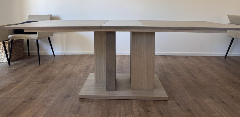 Móveis de sala , mesa de centro, mesa de jantar e aparador