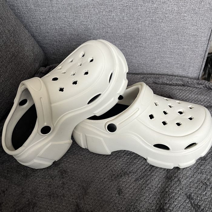 Кроксы белые 35-36 размер