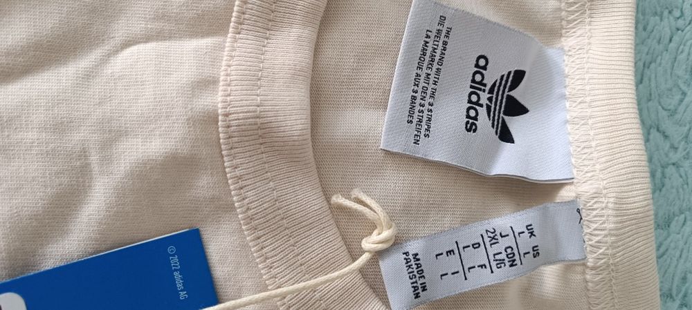 Koszulka markowa Adidas