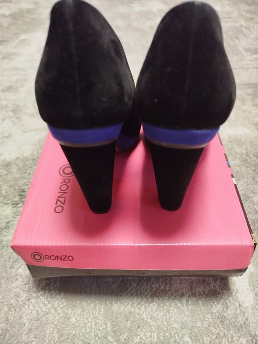 Жіночі туфлі 37,5