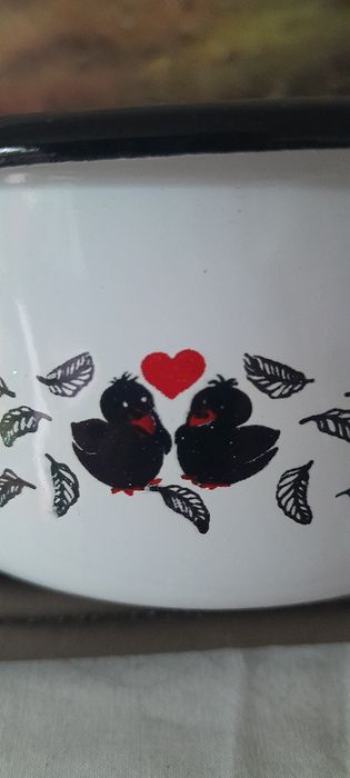 Rondelek,garnuszek emaliowany,nowy