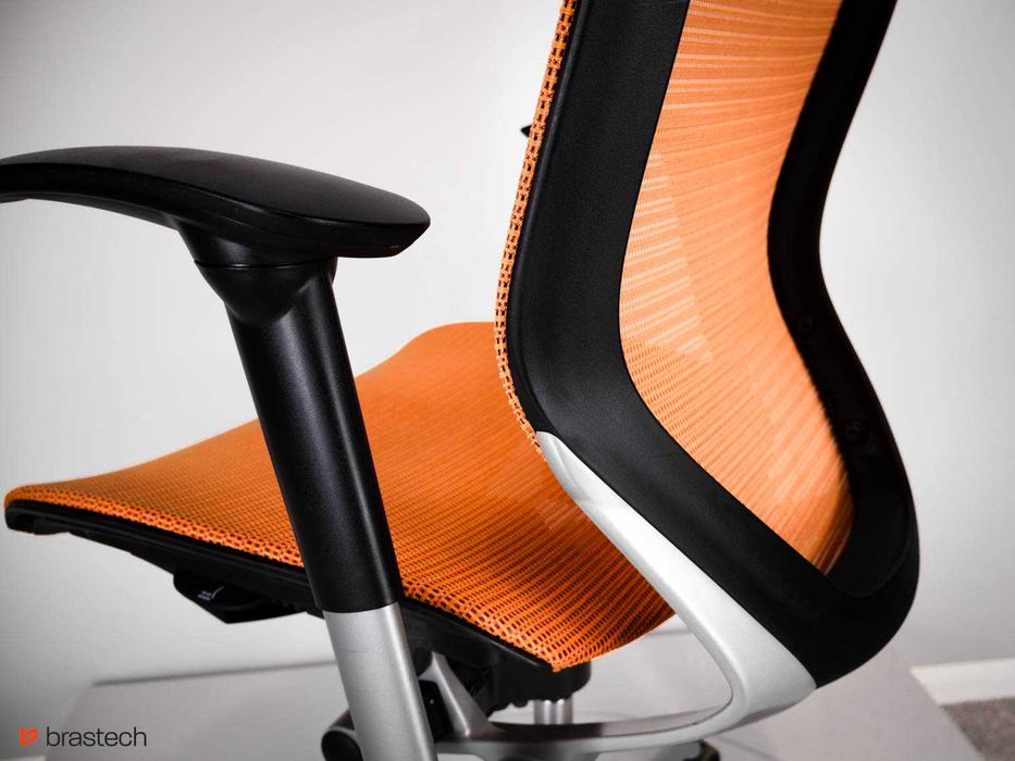 Fotel ergonomiczny Okamura CP Baron DARMOWA DOSTAWA Poleasingowy