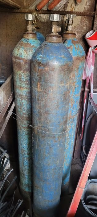 Продам кислородный балон