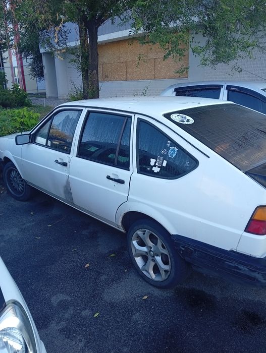 Volkswagen Passat 1986 VIN WVWZZZ32ZGE131651 фото оголошення 3 з 6