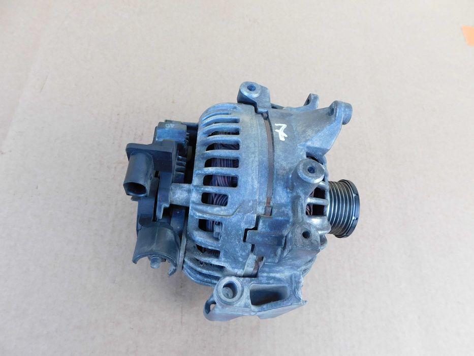 Mercedes W211 2.2 646 Alternator Bosch Sprawny Oryginał