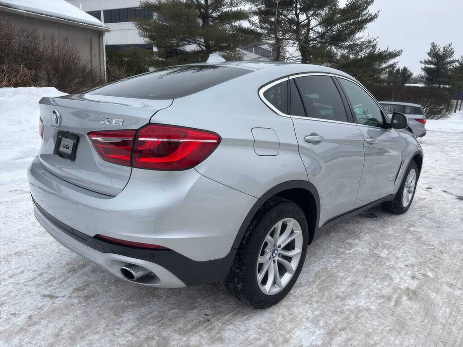 BMW X6 xDrive35i      2016