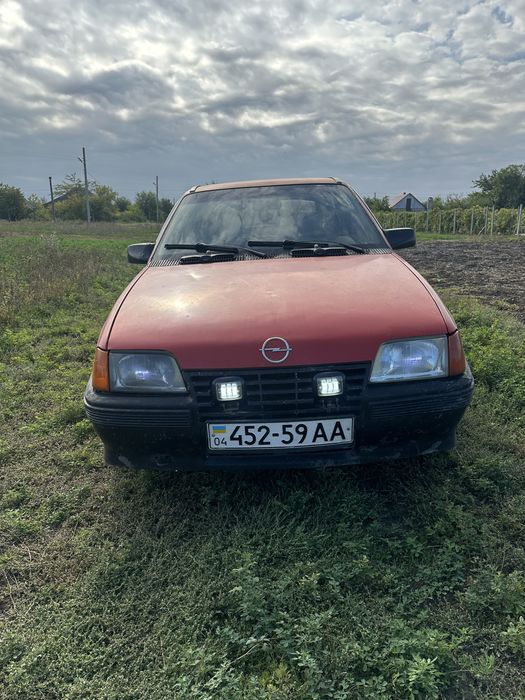 Продам опель кадет