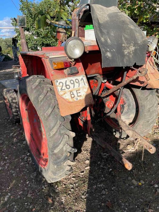 Трактор Т25 з культиватором, картоплекопалкою, прицепом з документами.