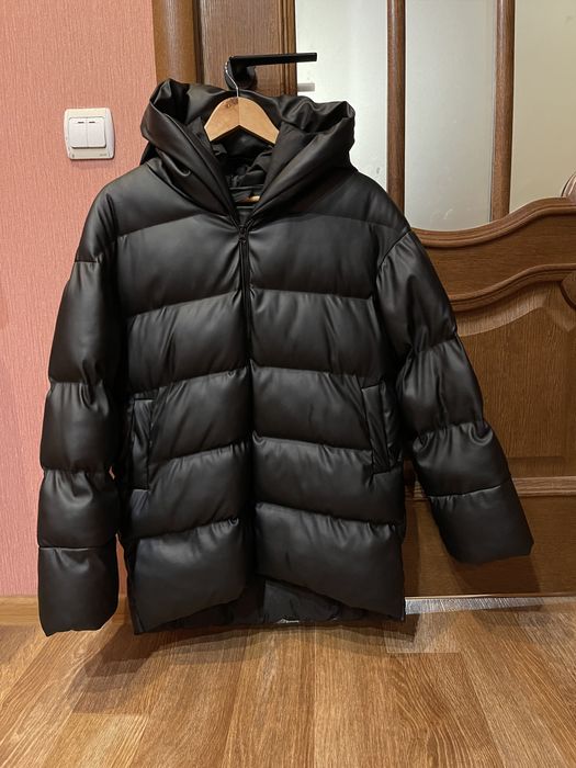 Теплая зимняя куртка пуховик экокожа