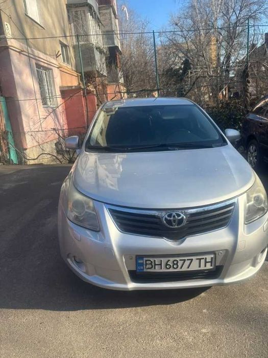 Продам тойоту авенсис