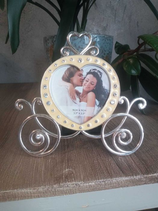 Рамка для фото, фоторамка у вигляді карети