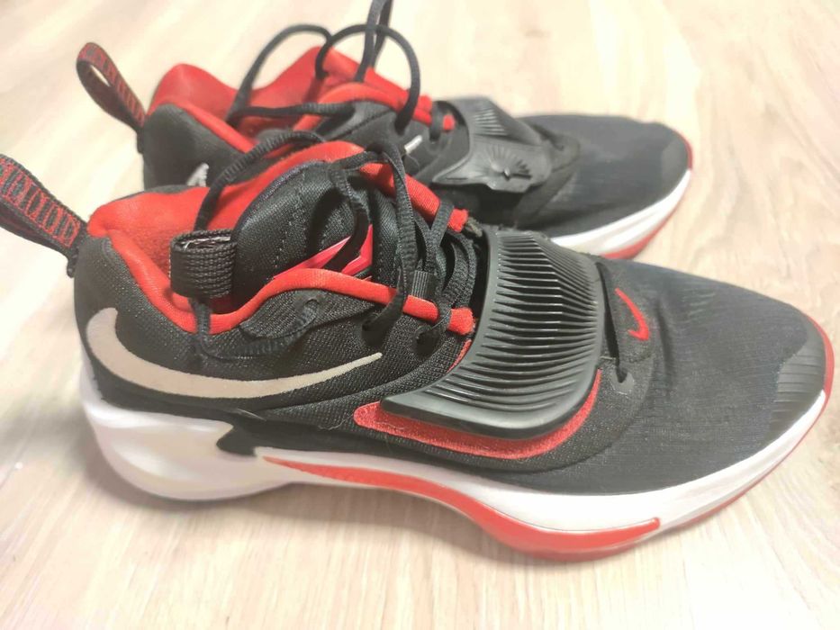 Sprzedam buty Nike zoom Freak 3 rozm 43 w bardzo dobrym stanie