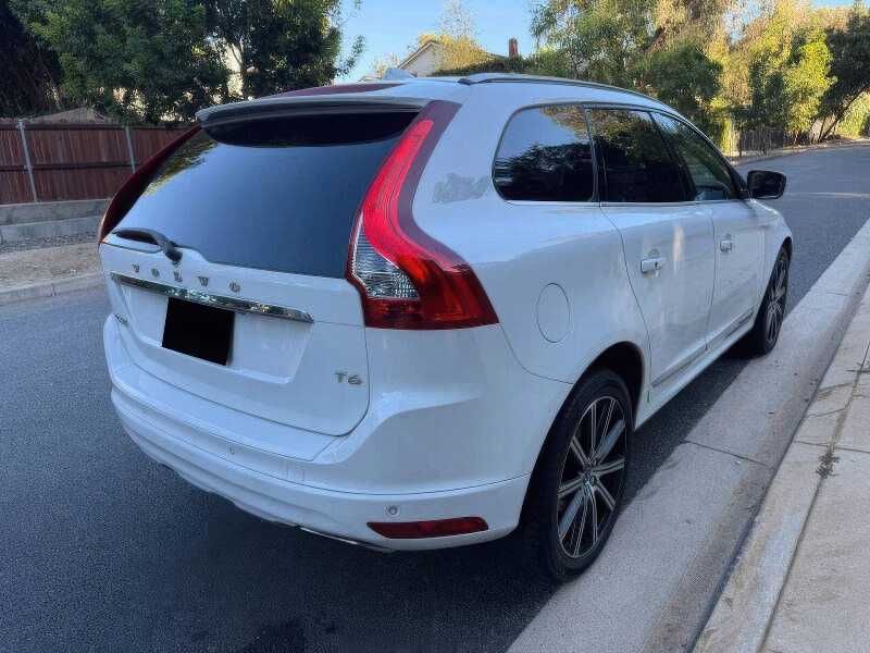 2016 Volvo XC60 T6 Drive-E