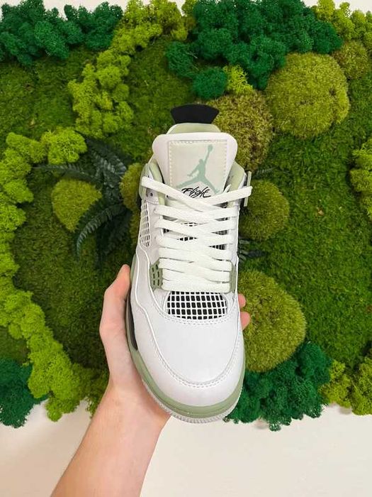 Jordan 4 Retro Seafoam  39 EU / 6,5US 24,5 CM