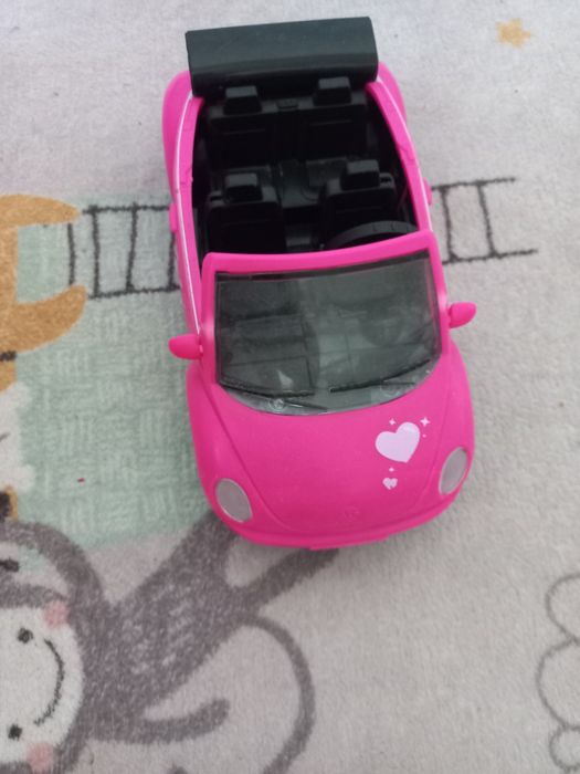 Іграшкова машинка для Челсі