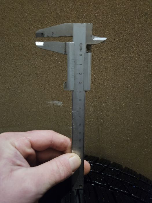 Резина зимова 185/65/R15