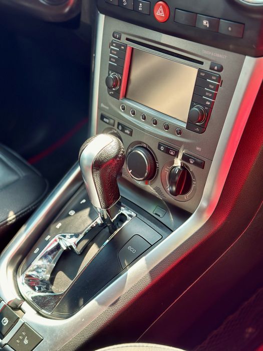 Авто вкладень не потребує електрика вся працює