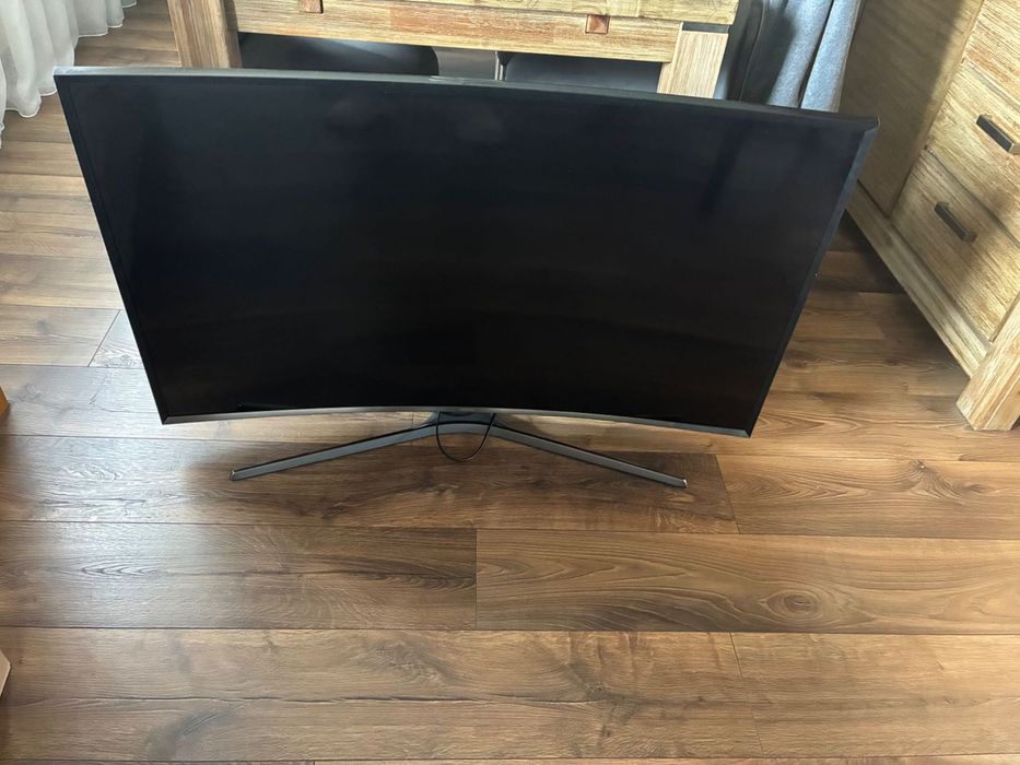 Telewizor LED Samsung 48", Zakrzywiony ekran